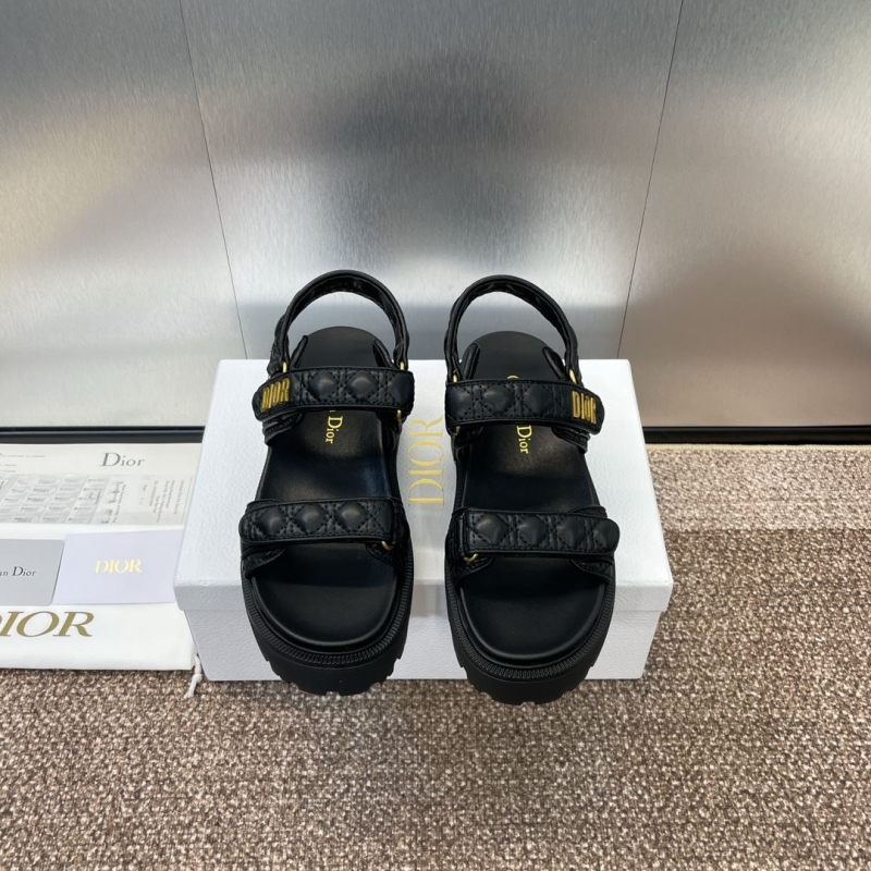 ch**an D*or sandals